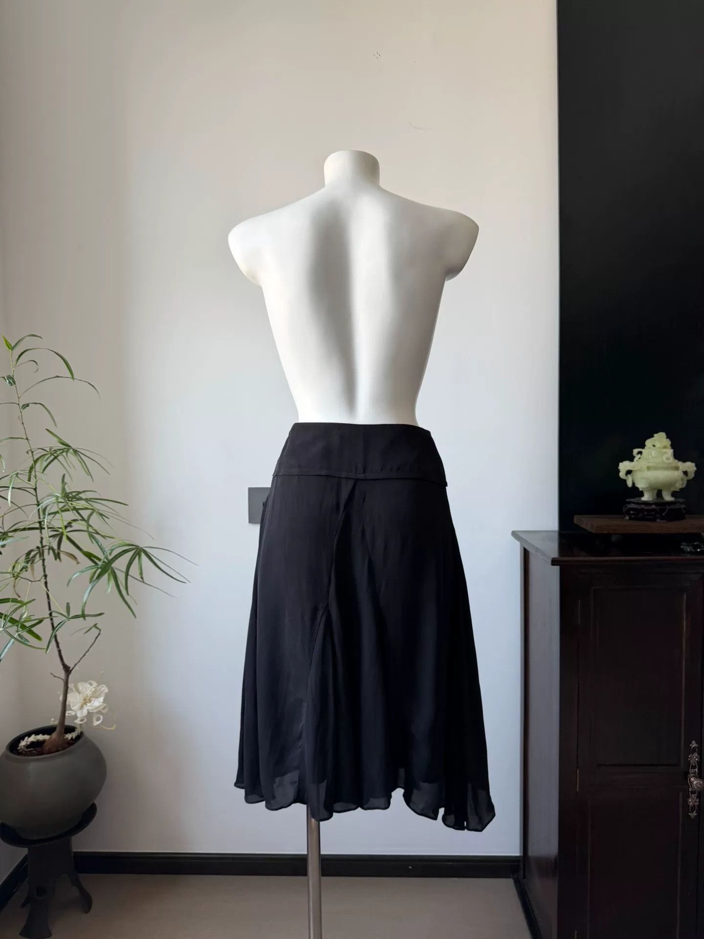 Kenzo KENZO Black Silk Pencil Flare Skirt Size 40" / US 18 - 5 Thumbnail