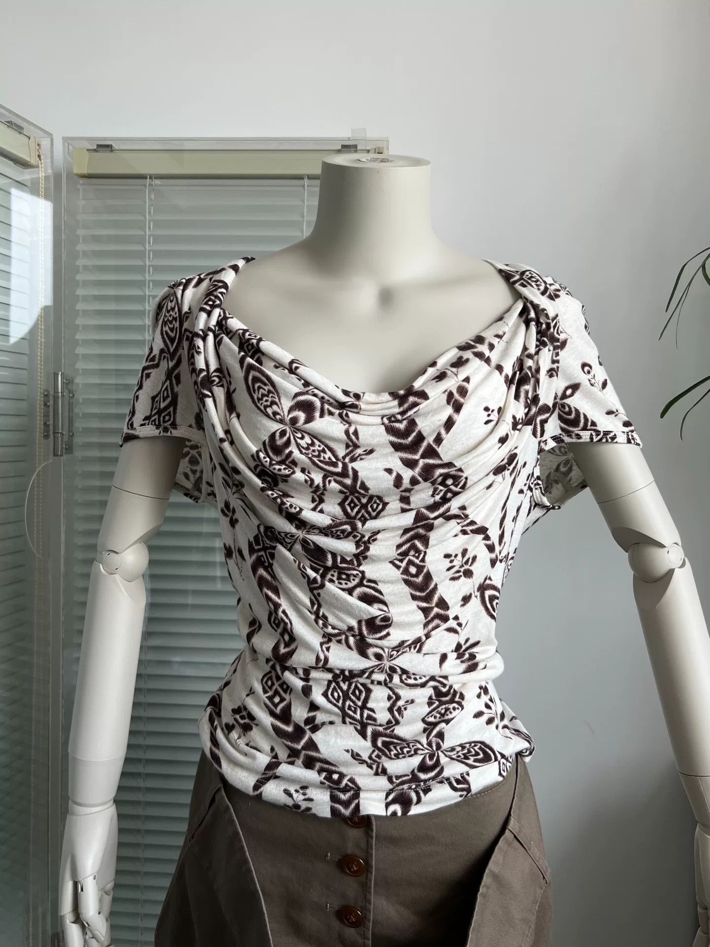 Vivienne Westwood Vivienne Westwood Totem Cowl Neck Top Size L / US 10 / IT 46 - 6 Thumbnail
