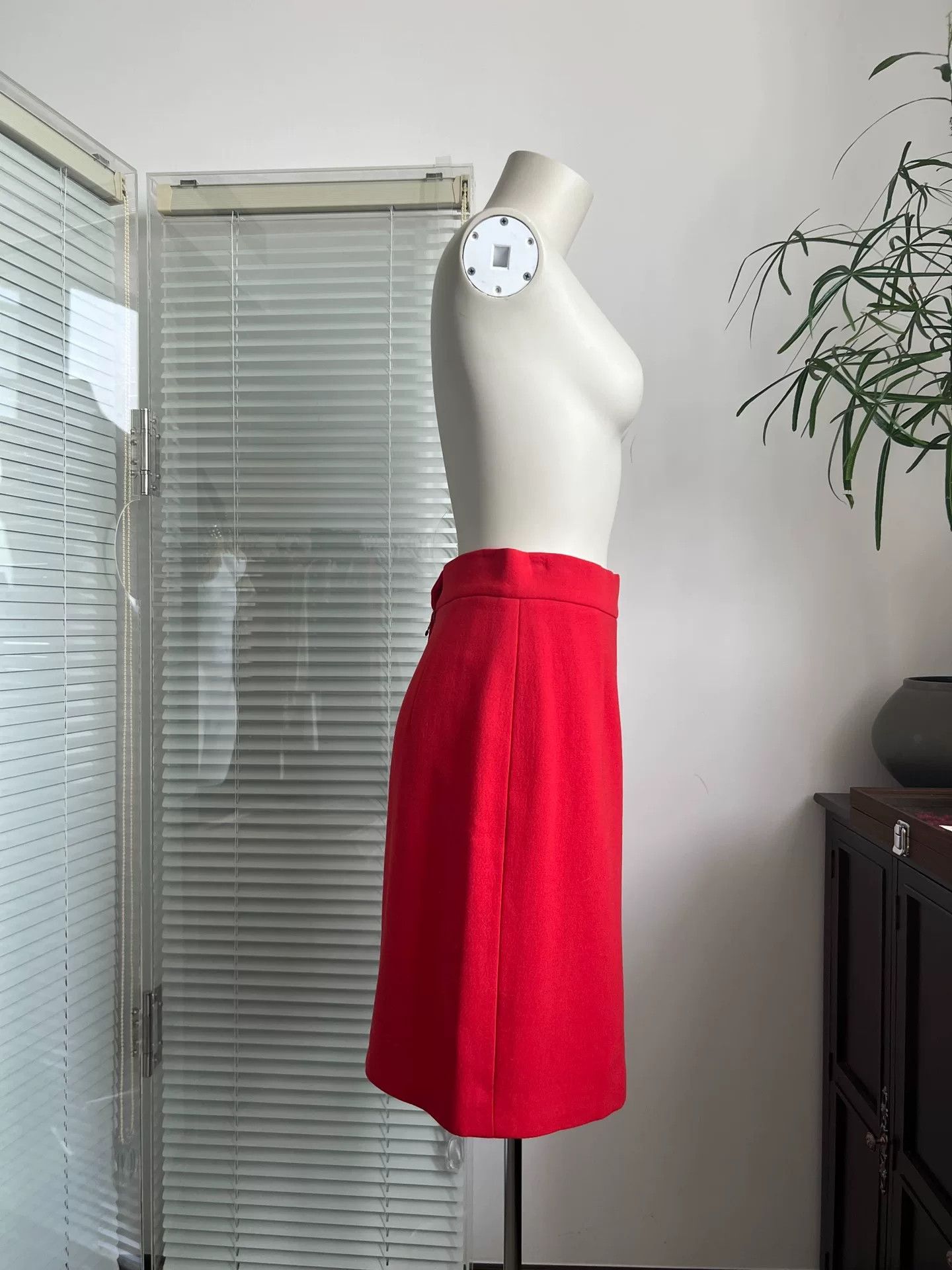 Moschino MOSCHINO Red Vintage Midi Skirt Size 38" / US 16 / IT 52 - 3 Thumbnail