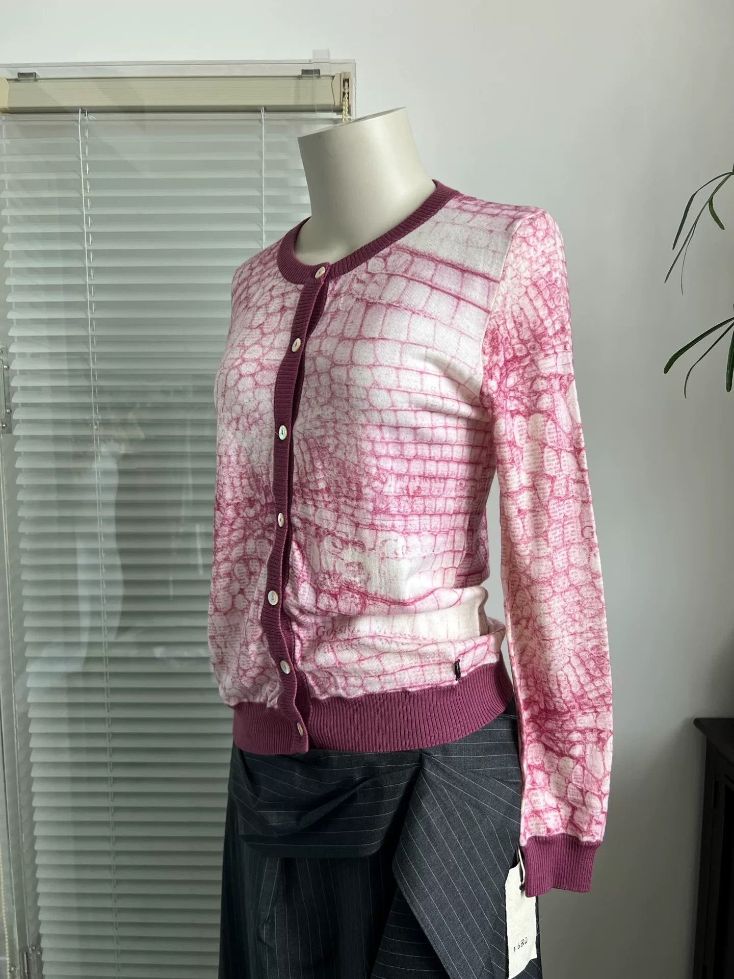 John Galliano John Galliano Crocodile Print Knit Cardigan Size L / US 10 / IT 46 - 3 Thumbnail