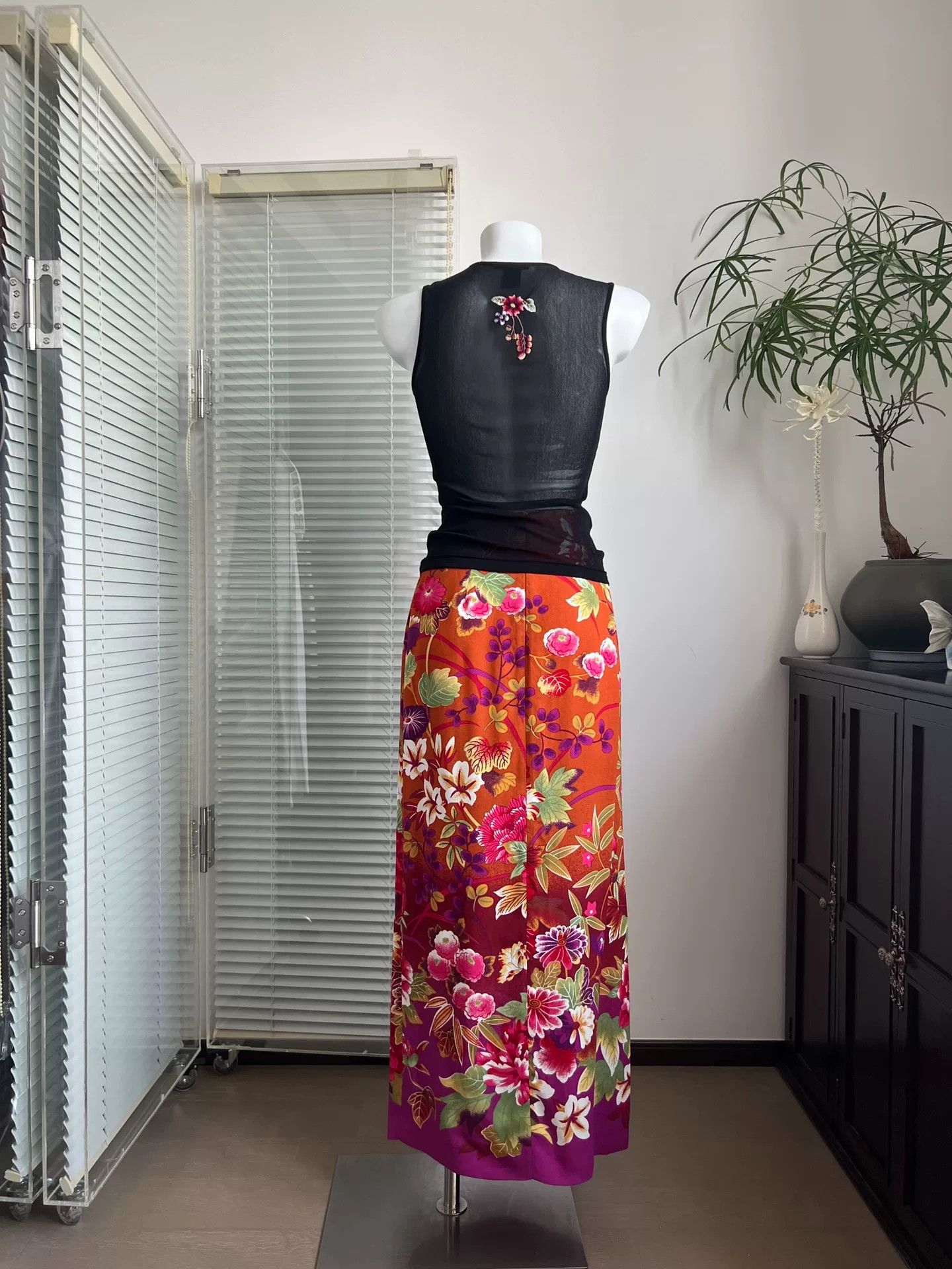 Vivienne Tam Vivienne Tam Floral Embroidered Mesh Tank Size XS / US 0-2 / IT 36-38 - 4 Thumbnail