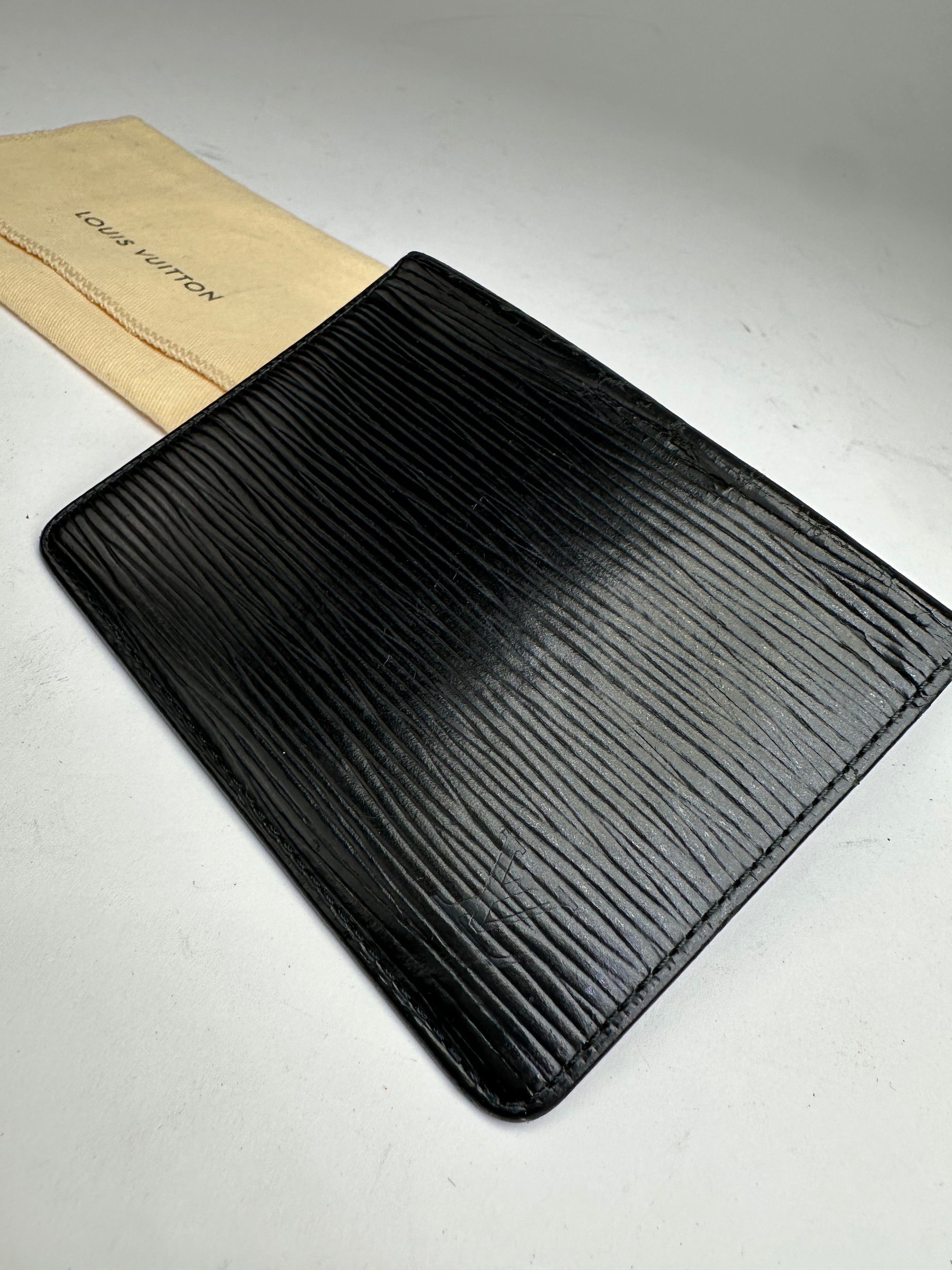 Louis Vuitton Vintage EPI Leather Card Holder Black Size ONE SIZE - 7 Thumbnail