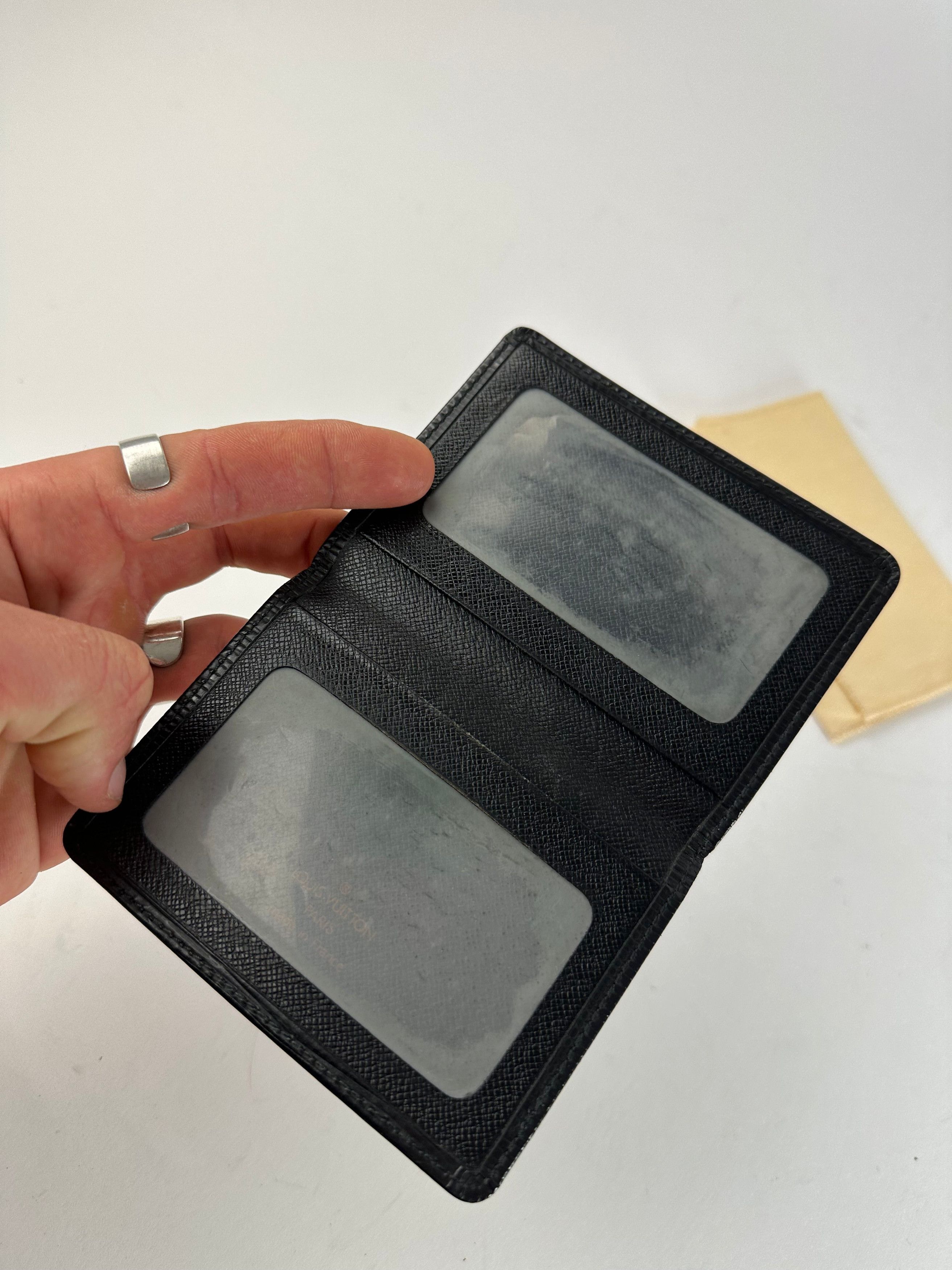 Louis Vuitton Vintage EPI Leather Card Holder Black Size ONE SIZE - 6 Thumbnail