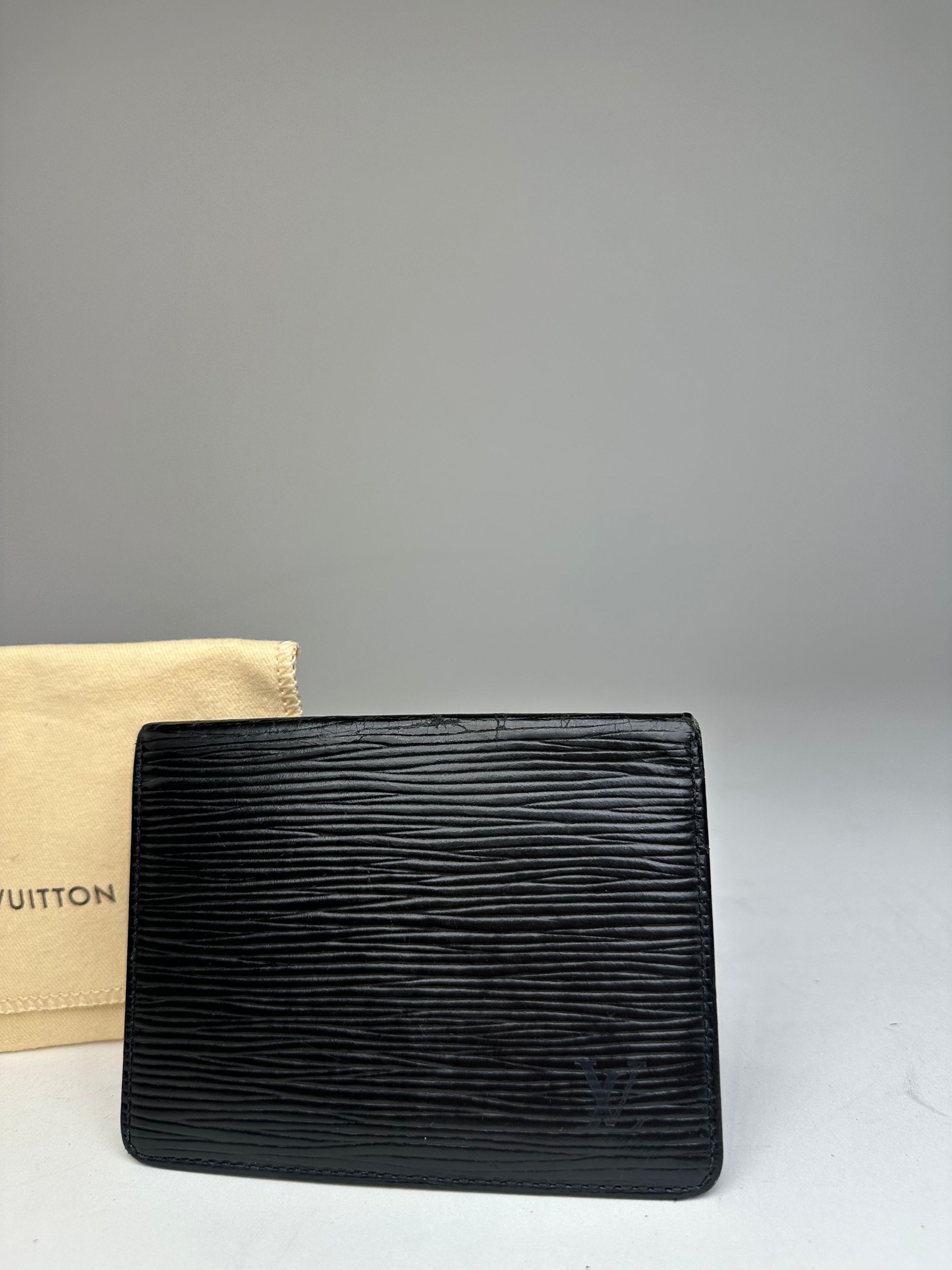Louis Vuitton Vintage EPI Leather Card Holder Black Size ONE SIZE - 11 Thumbnail