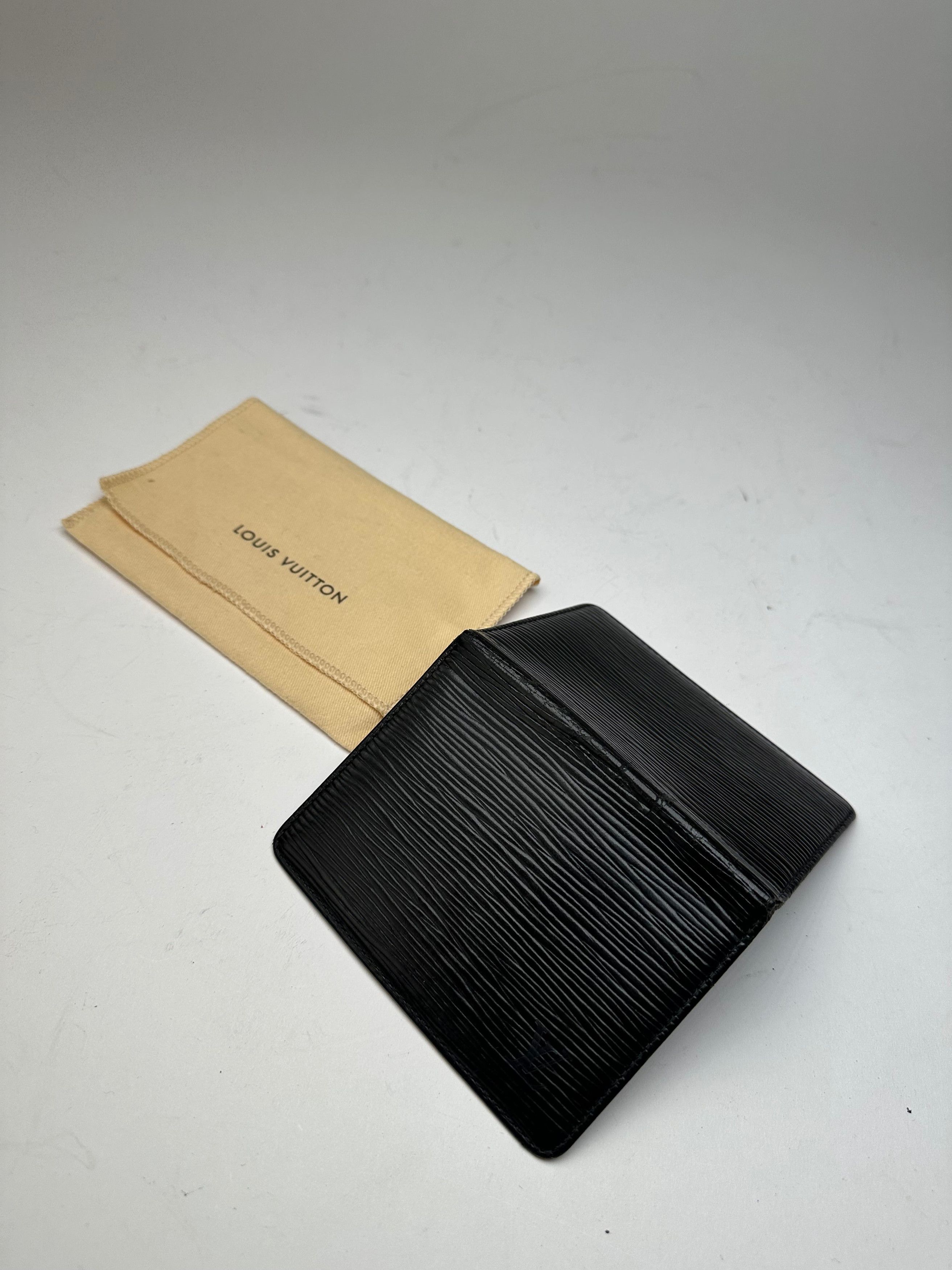 Louis Vuitton Vintage EPI Leather Card Holder Black Size ONE SIZE - 4 Thumbnail