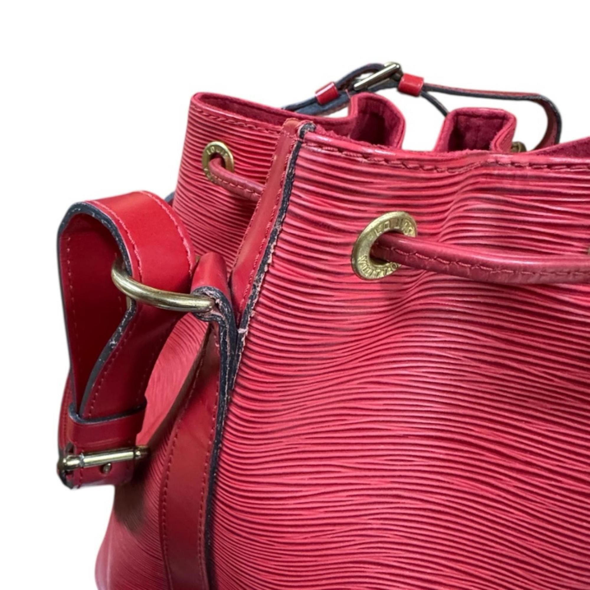 Louis Vuitton Louis Vuitton Petit Noé Epi Shoulder Bag, Leather M44107, Red, Women's, LOUIS VUITTON, Used Size ONE SIZE - 11 Thumbnail