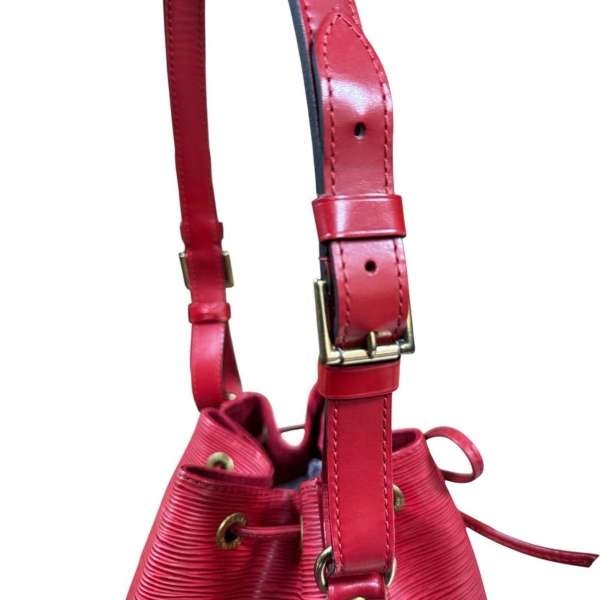 Louis Vuitton Louis Vuitton Petit Noé Epi Shoulder Bag, Leather M44107, Red, Women's, LOUIS VUITTON, Used Size ONE SIZE - 13 Thumbnail