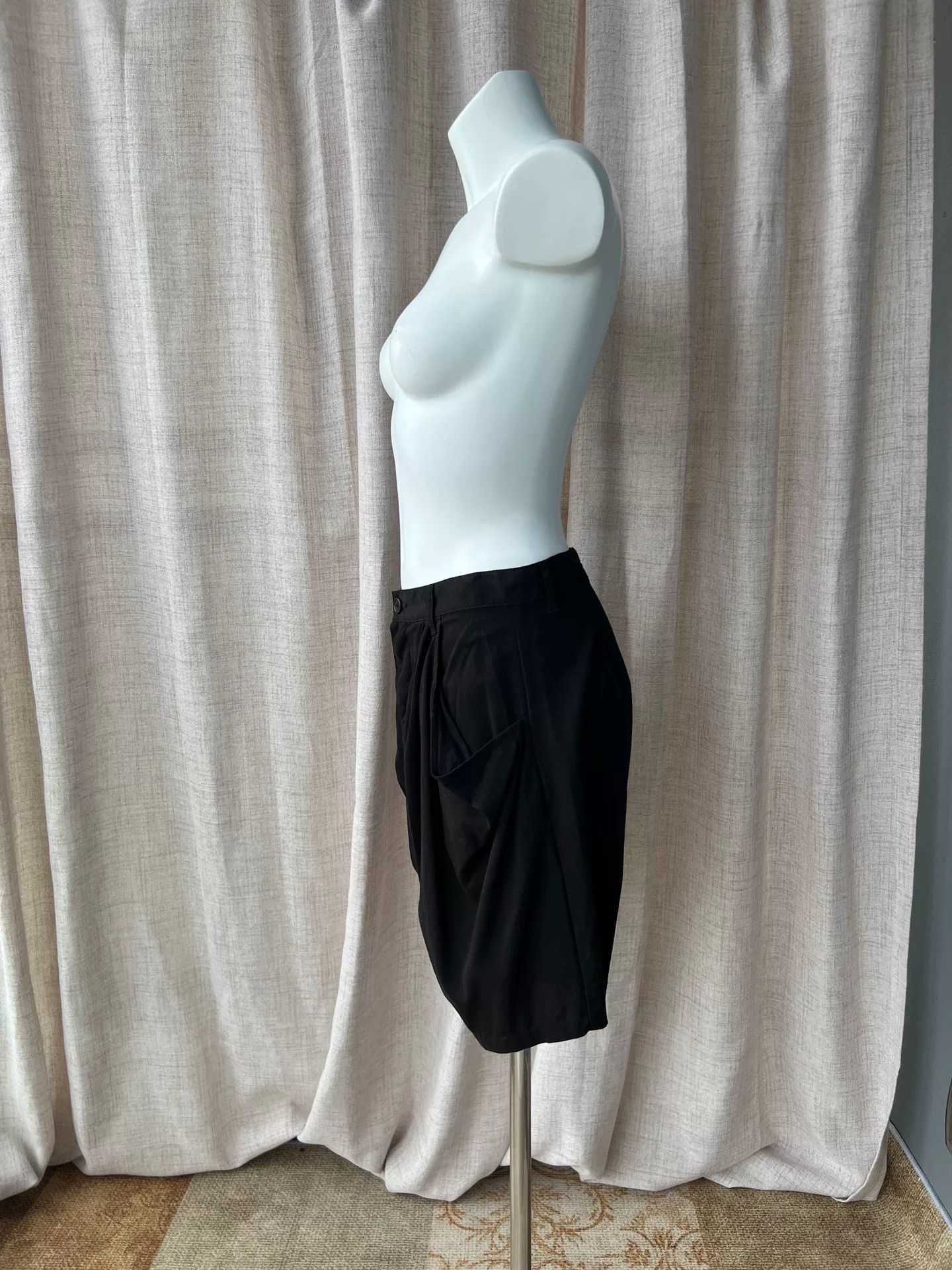 Zucca ZUCCA Japanese Cotton Irregular Black Shorts Size US 30 / EU 46 - 4 Thumbnail