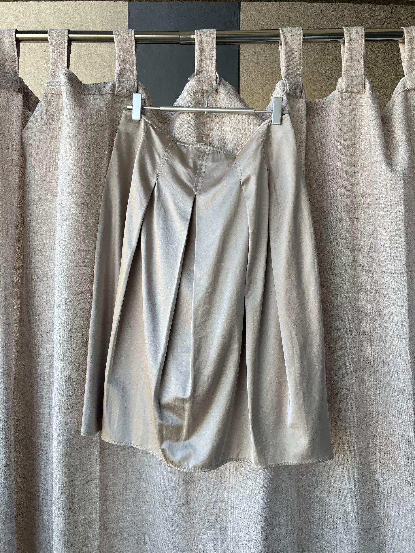 Max Mara MAXMARA Vintage Champagne Gold Skirt Size 42" / US 20 - 2 Thumbnail