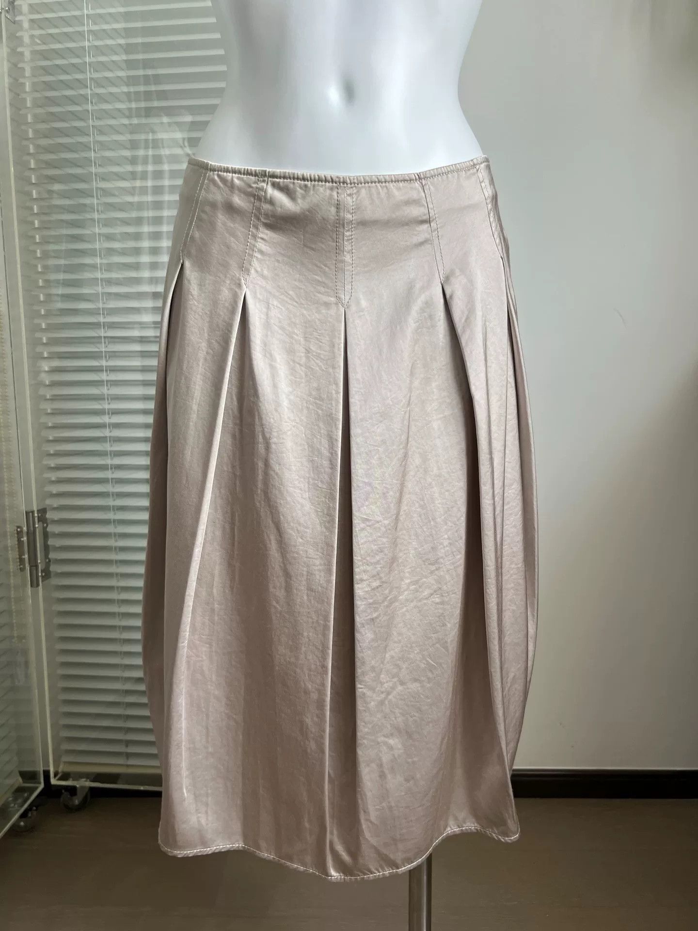 Max Mara MAXMARA Vintage Champagne Gold Skirt Size 42" / US 20 - 6 Thumbnail