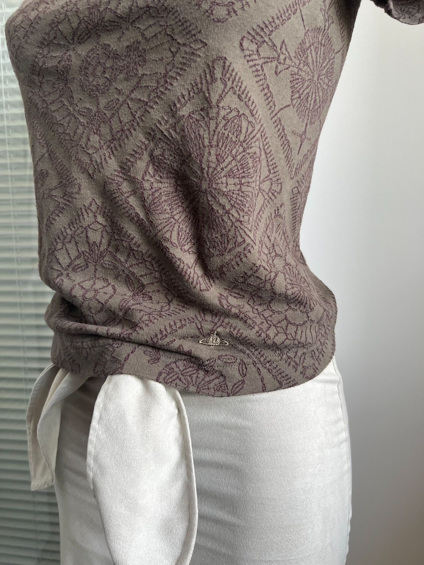 Vivienne Westwood Vivienne Westwood Totem Embroidery Cowl T-Shirt Size S / US 4 / IT 40 - 4 Thumbnail