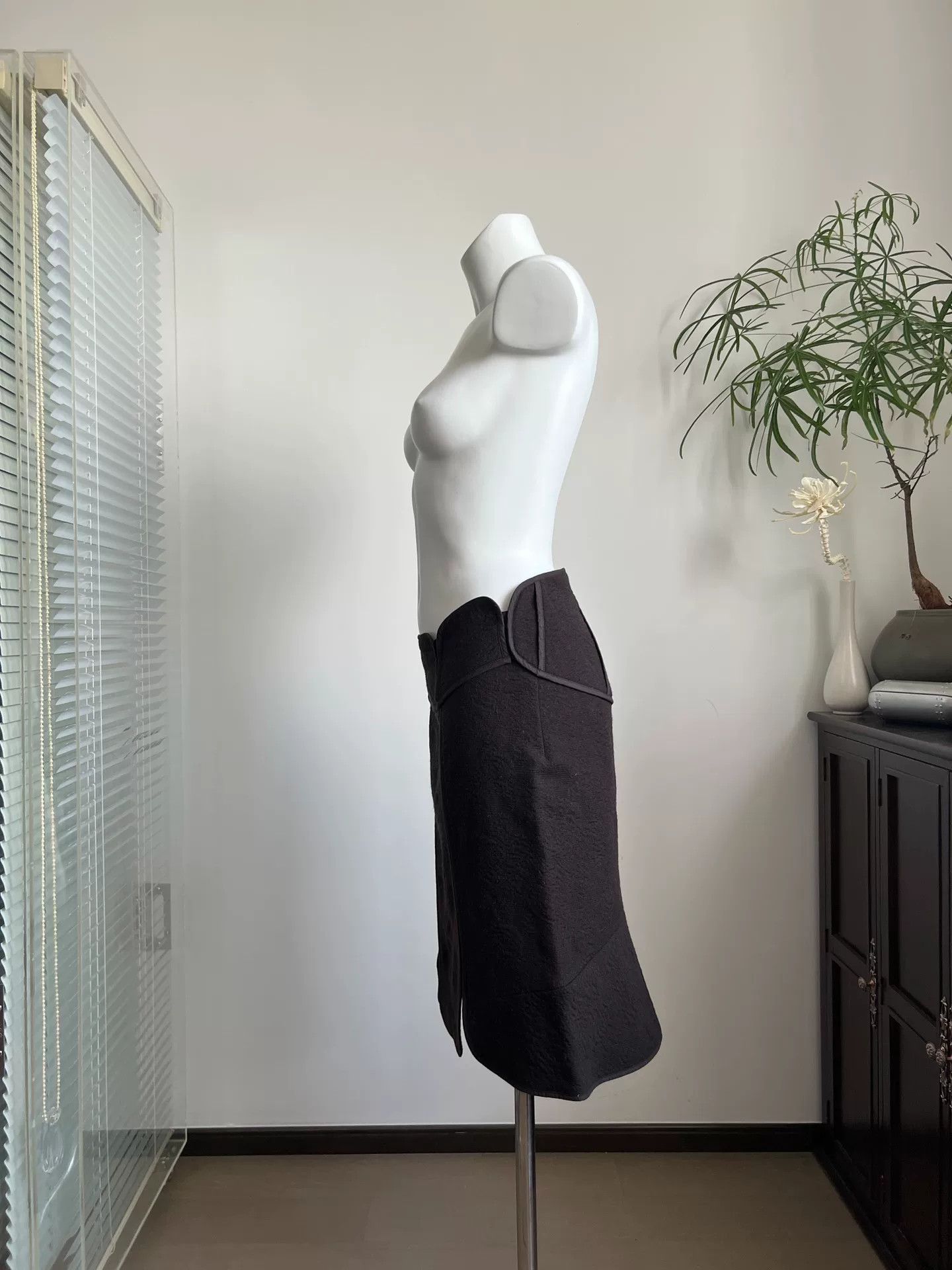 Sportmax SPORTMAX Structured Low-Waist Skirt Size 30" / US 8 / IT 44 - 4 Thumbnail