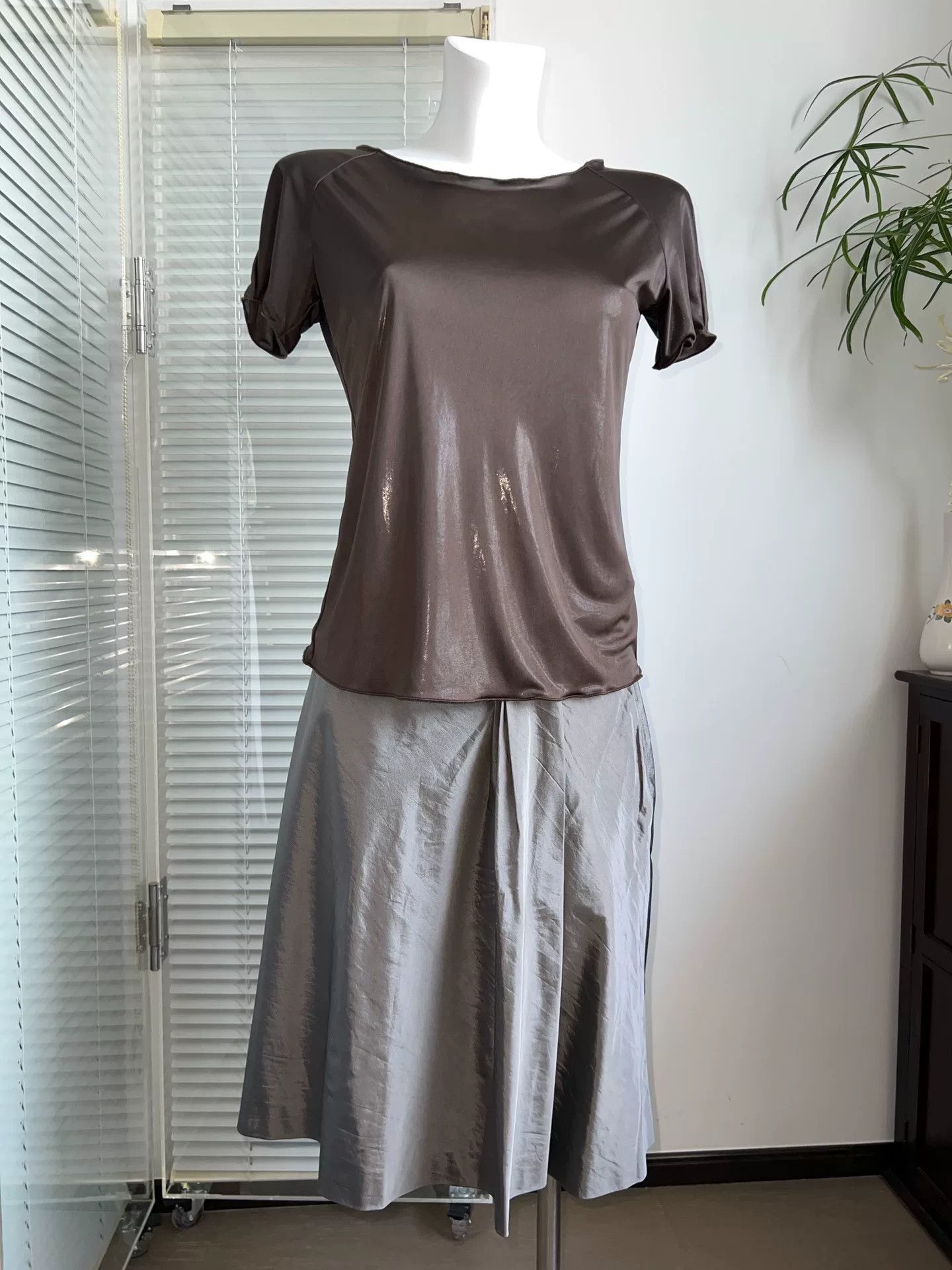 Armani Armani Vintage Brown Iridescent T-shirt Size S / US 4 / IT 40 - 7 Thumbnail
