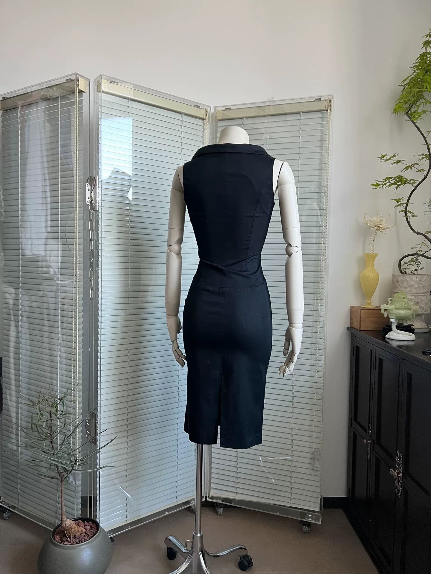 Dolce & Gabbana D&G Vintage Lapel Bodycon Dress Size XS / US 0-2 / IT 36-38 - 4 Thumbnail