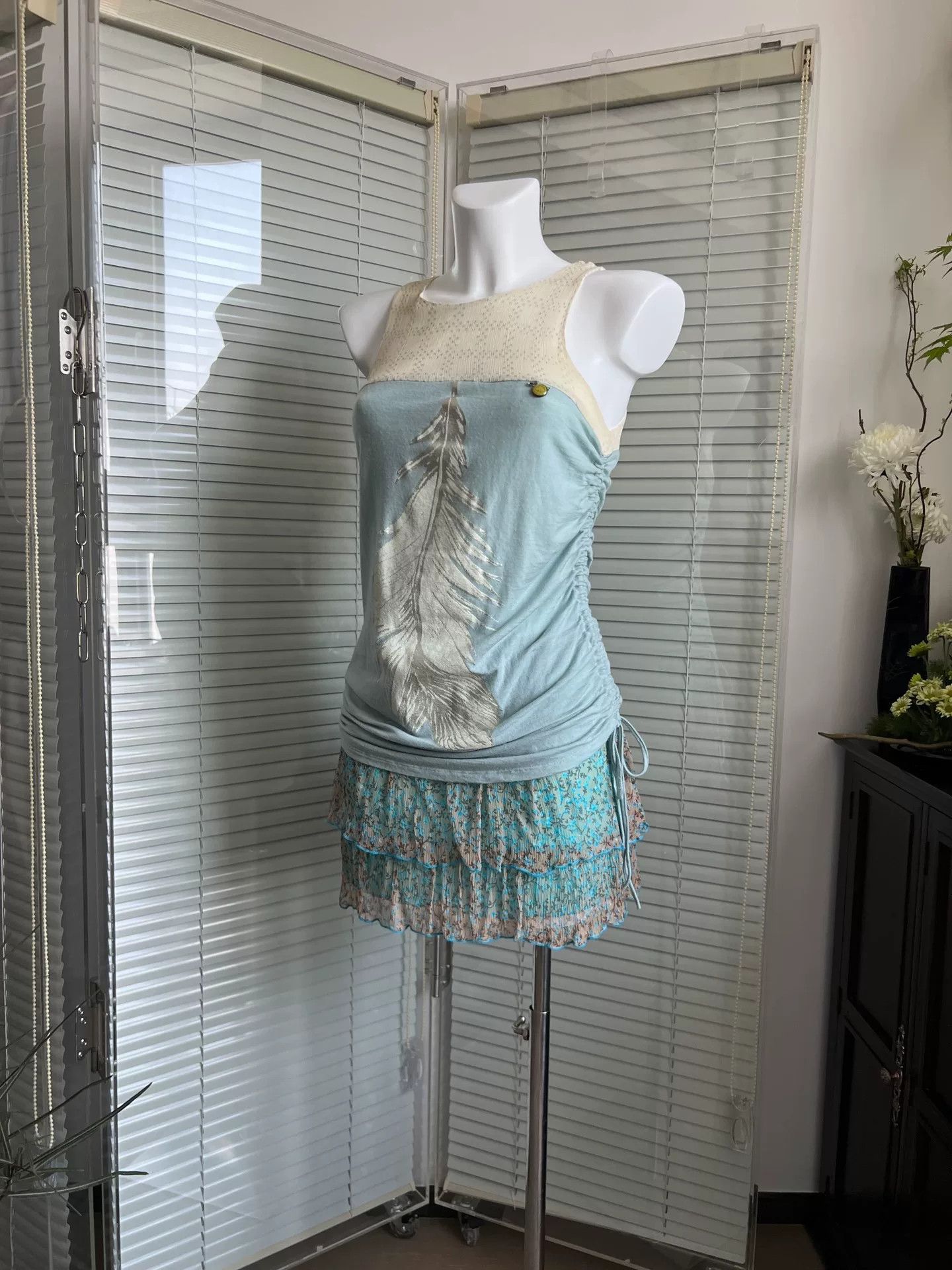 YITAI Silk Feather Pattern Backless Camisole Size M / US 6-8 / IT 42-44 - 2 Thumbnail