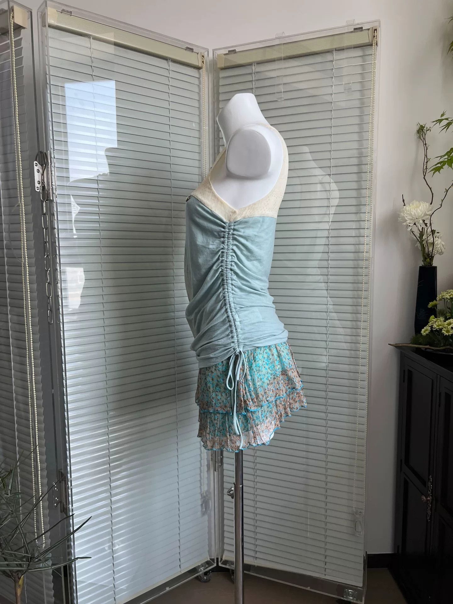 YITAI Silk Feather Pattern Backless Camisole Size M / US 6-8 / IT 42-44 - 4 Thumbnail