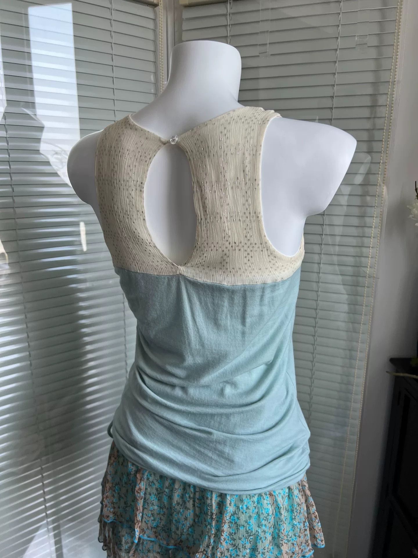 YITAI Silk Feather Pattern Backless Camisole Size M / US 6-8 / IT 42-44 - 6 Thumbnail