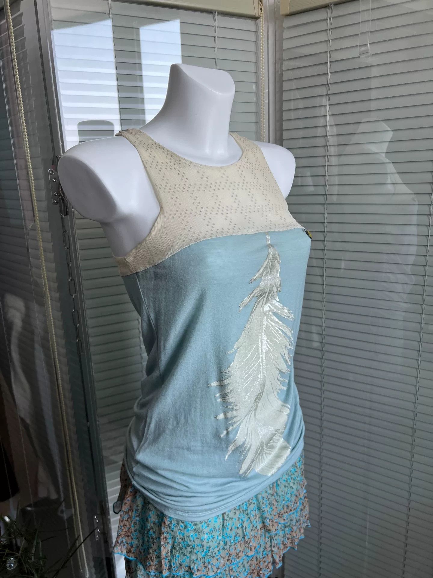 YITAI Silk Feather Pattern Backless Camisole Size M / US 6-8 / IT 42-44 - 7 Thumbnail