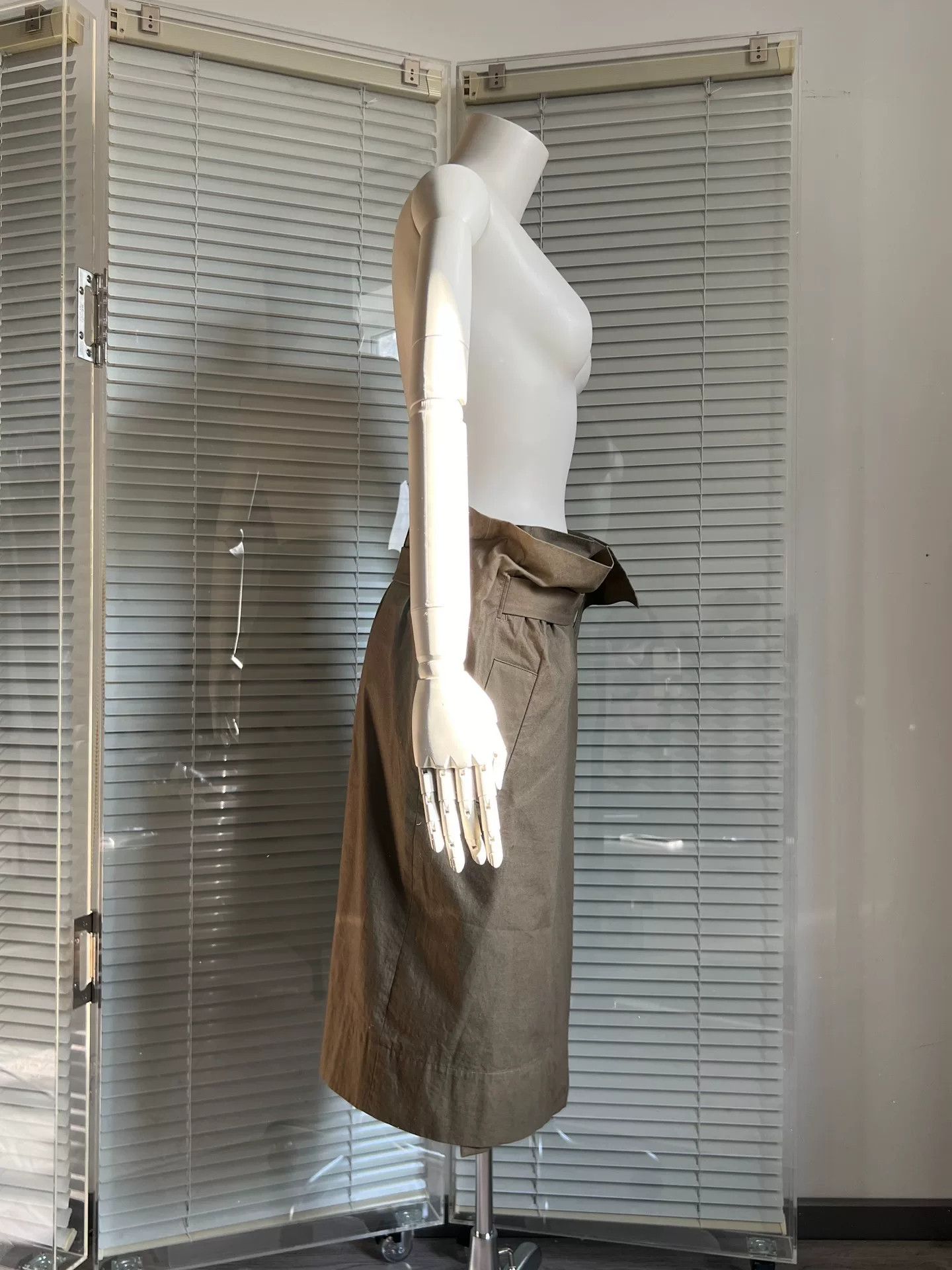 Vivienne Westwood Vivienne Westwood Green Pleated Straight Skirt Size 36" / US 14 / IT 50 - 4 Thumbnail
