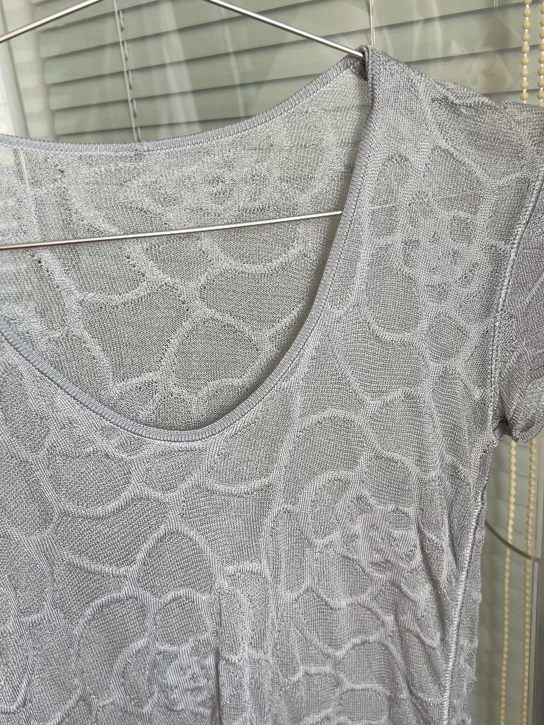 Armani Armani Vintage Gray Floral Tight Top Size S / US 4 / IT 40 - 8 Thumbnail