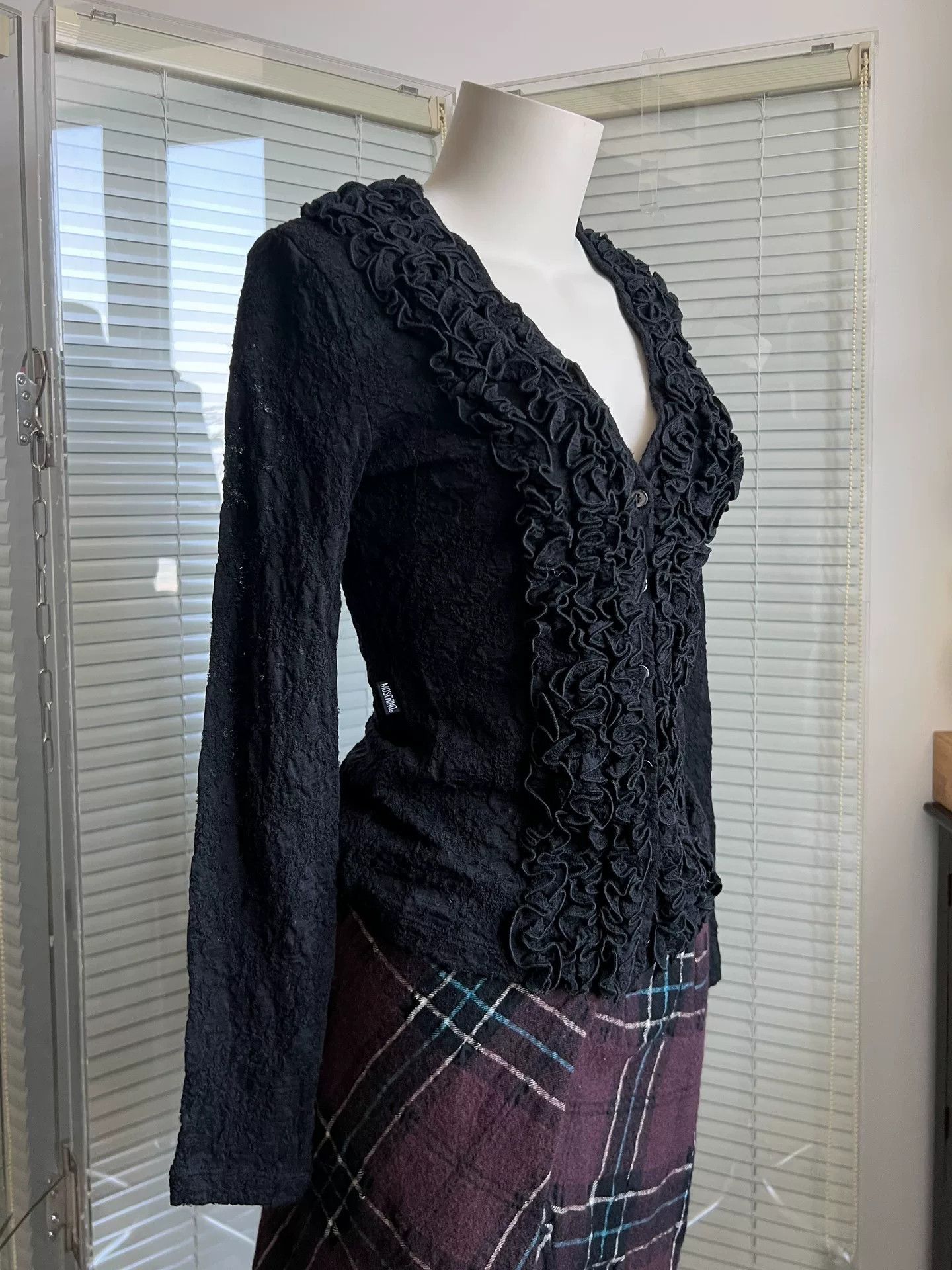 Moschino MOSCHINO Dark Lace Floral Knit Top Size M / US 6-8 / IT 42-44 - 5 Thumbnail