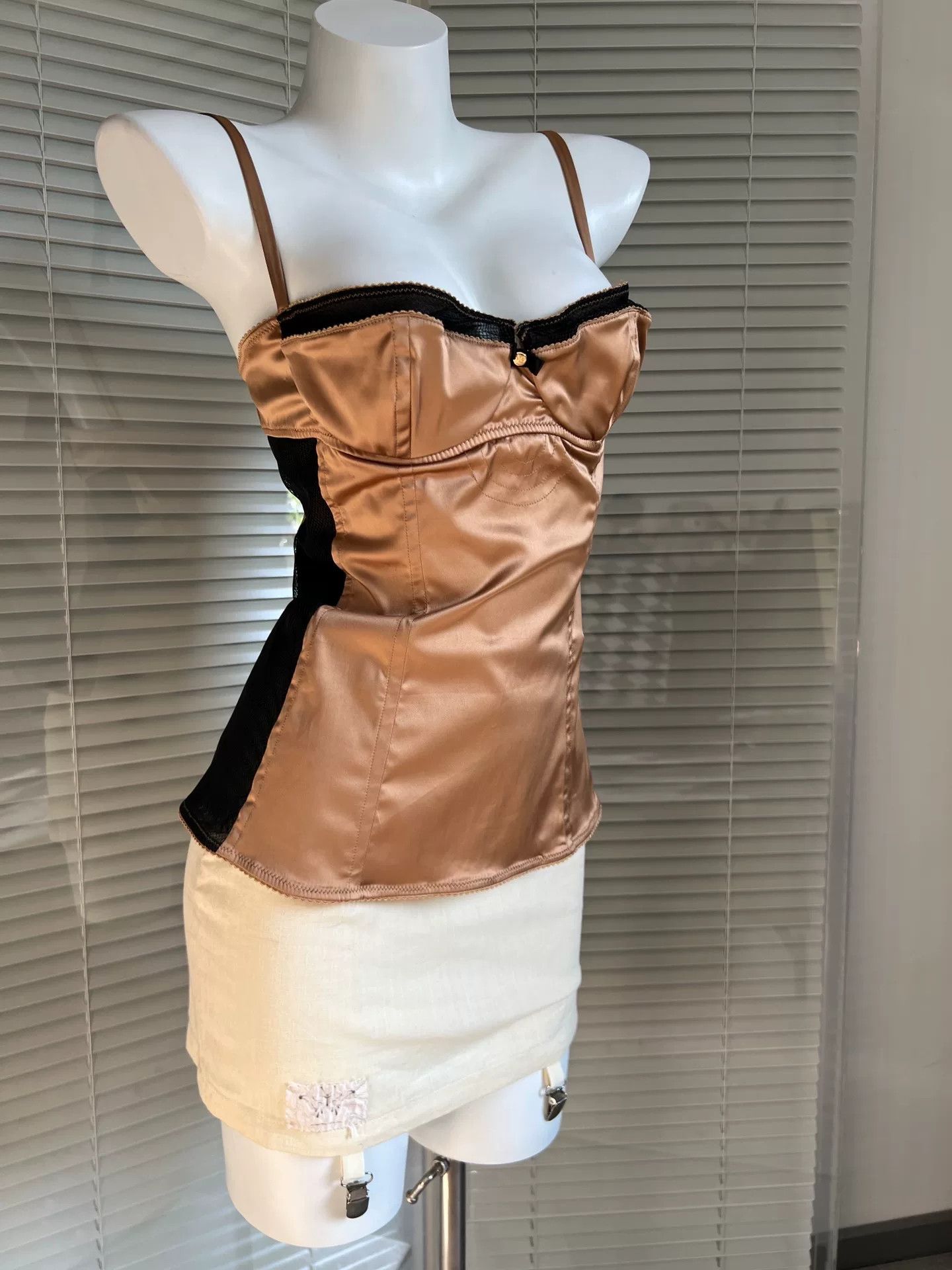 Dolce & Gabbana D&G Satin Champagne Gold Black Mesh Corset Size L / US 10 / IT 46 - 6 Thumbnail
