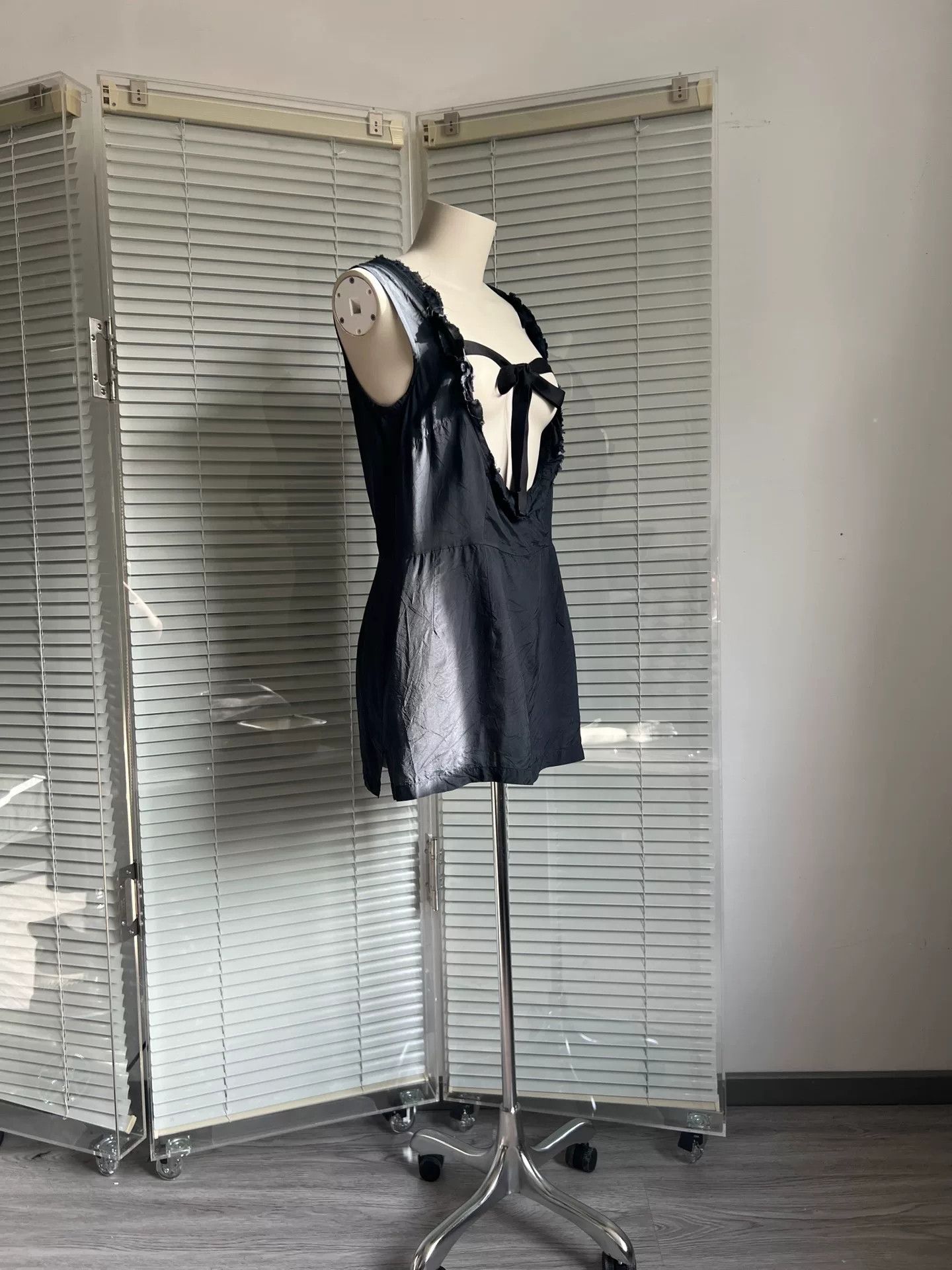 Comme des Garcons COMME des GARCONS 02 Runway Chest Tie Vest Size M / US 6-8 / IT 42-44 - 3 Thumbnail