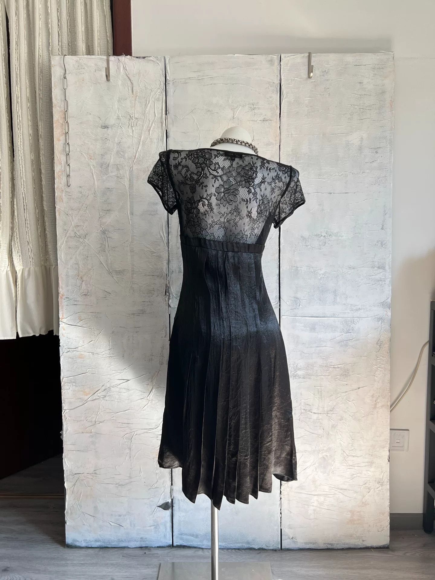 Adolfo Dominguez Low-Cut Square Neck Lace Black Dress Size S / US 4 / IT 40 - 4 Thumbnail