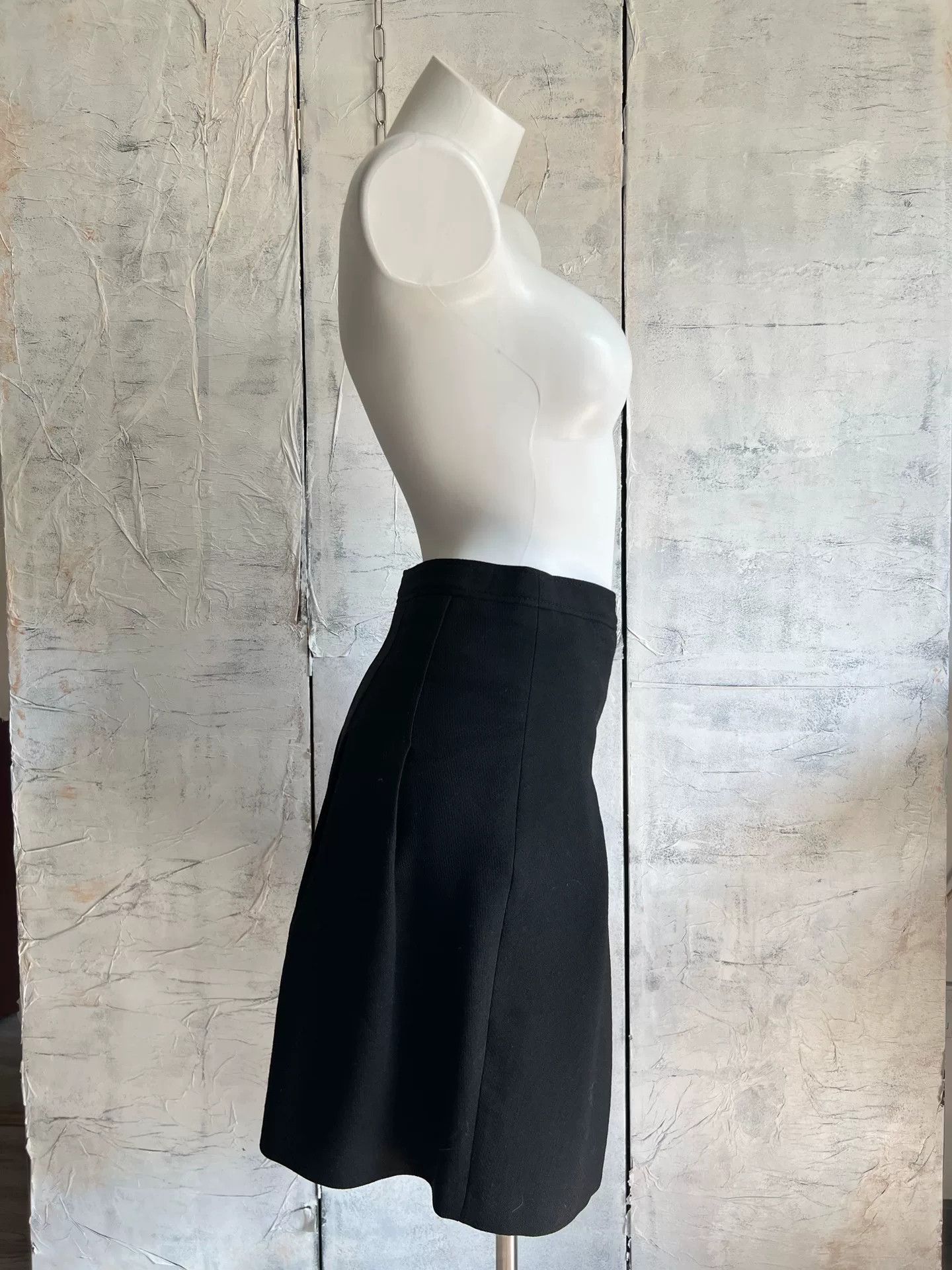 Moschino MOSCHINO Fall/Winter Black Skirt Size 36" / US 14 / IT 50 - 4 Thumbnail