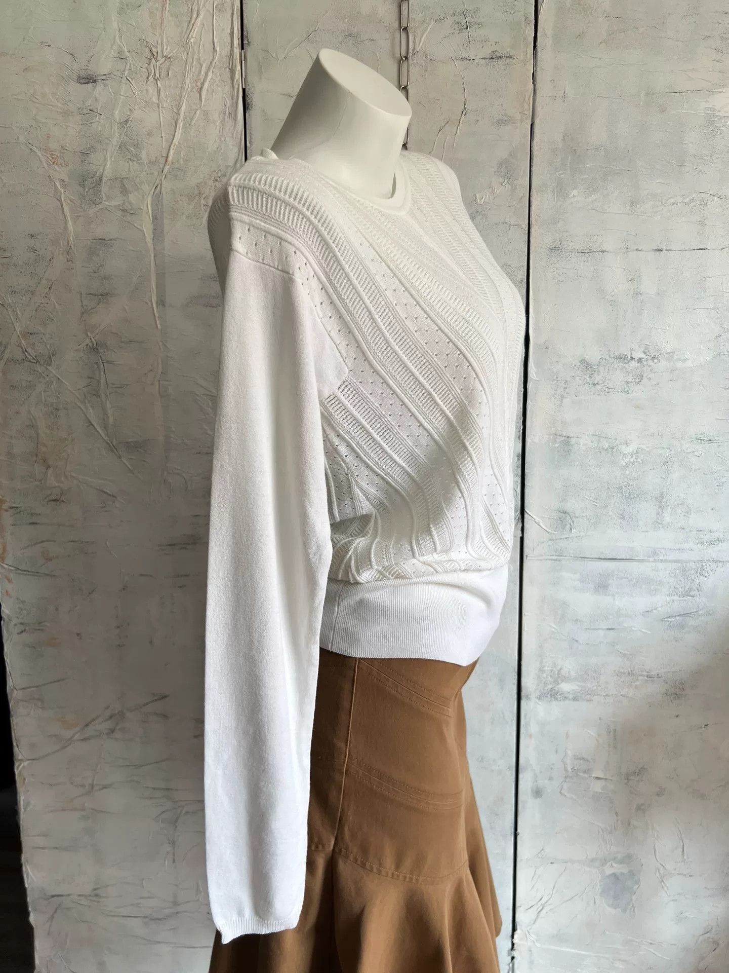 Max Mara Max Mara White Ribbed Long-Sleeve Knit Top Size M / US 6-8 / IT 42-44 - 5 Thumbnail