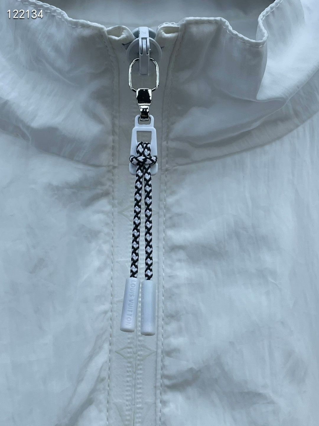 Louis Vuitton LV 2026 New White Hooded Sun Jacket Size XXS / US 00 / IT 34 - 4 Thumbnail