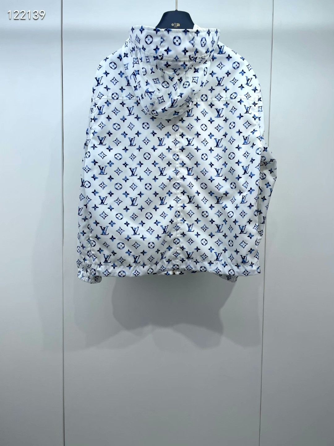 Louis Vuitton LV 25 Blue-White Ink Print Hooded Trench Size XXS / US 00 / IT 34 - 2 Thumbnail
