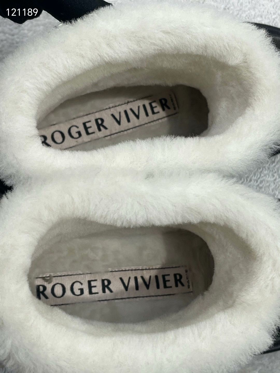 Roger Vivier RV Black Patent Snow Boots Size US 4 / IT 34 - 7 Thumbnail