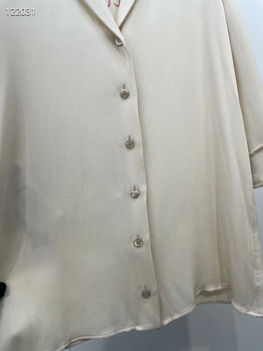 Gucci Gucci Printed Letter Loose Shirt Size S / US 4 / IT 40 - 4 Thumbnail