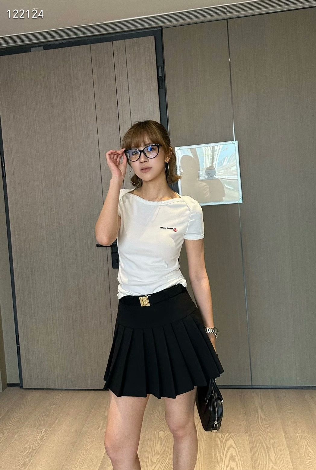 Miu Miu Miumiu Slim Lace Embroidered Short-Sleeve Size S / US 4 / IT 40 - 9 Thumbnail