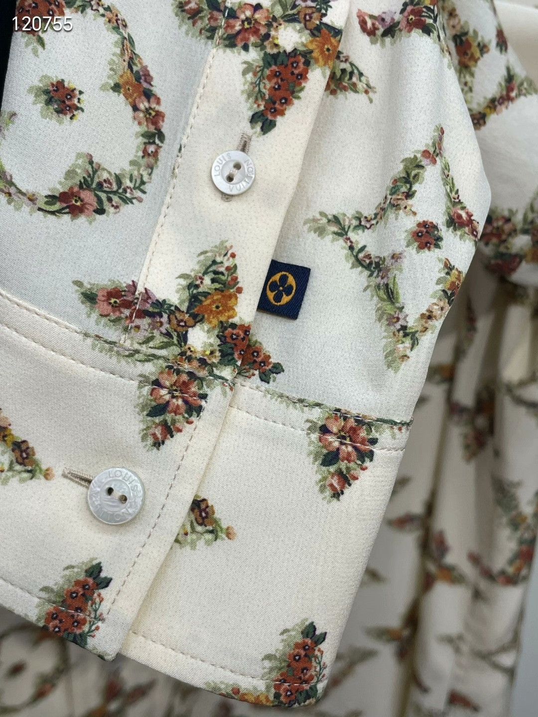 Louis Vuitton Louis Vuitton 24SS Monogram Silk Shirt Size XS / US 0-2 / IT 36-38 - 5 Thumbnail
