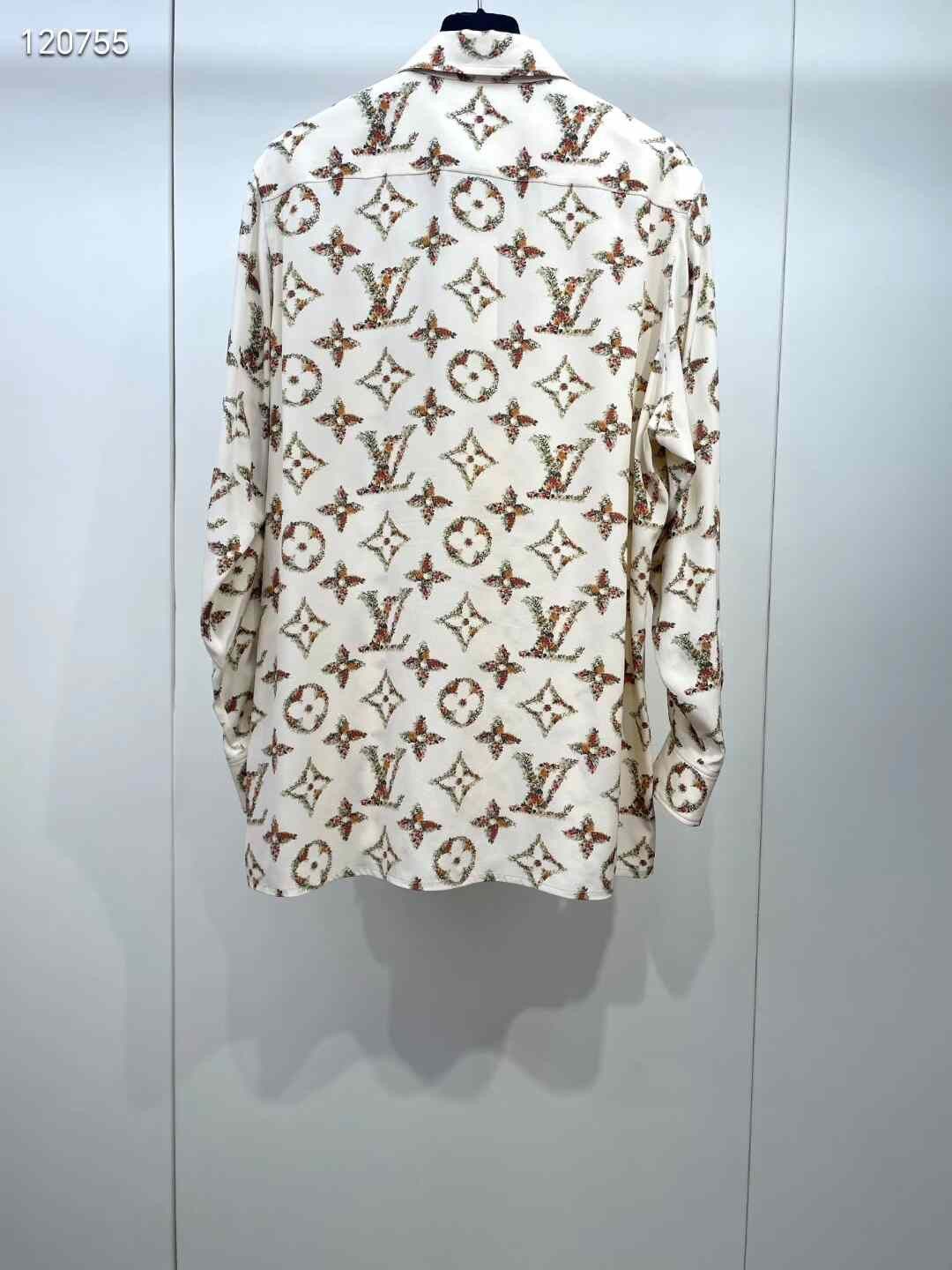 Louis Vuitton Louis Vuitton 24SS Monogram Silk Shirt Size XS / US 0-2 / IT 36-38 - 2 Thumbnail