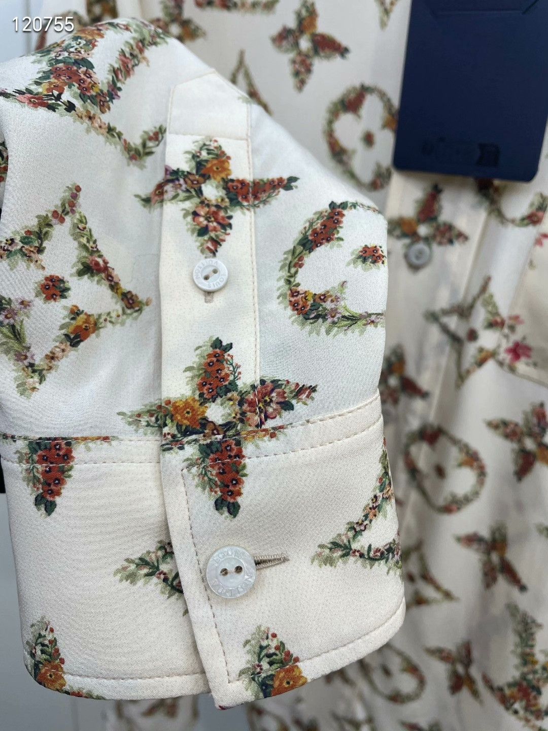 Louis Vuitton Louis Vuitton 24SS Monogram Silk Shirt Size XS / US 0-2 / IT 36-38 - 3 Thumbnail