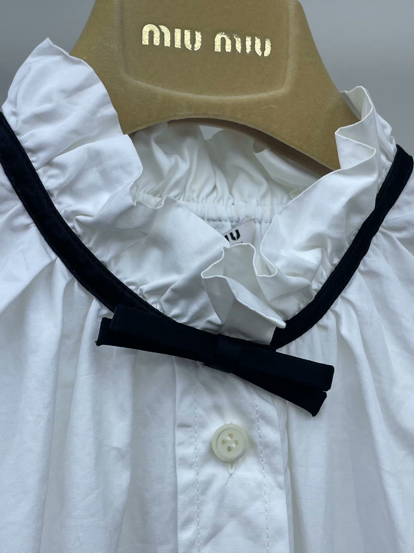 Miu Miu Miu Miu Bow Flutter Sleeve White Shirt Size XS / US 0-2 / IT 36-38 - 3 Thumbnail