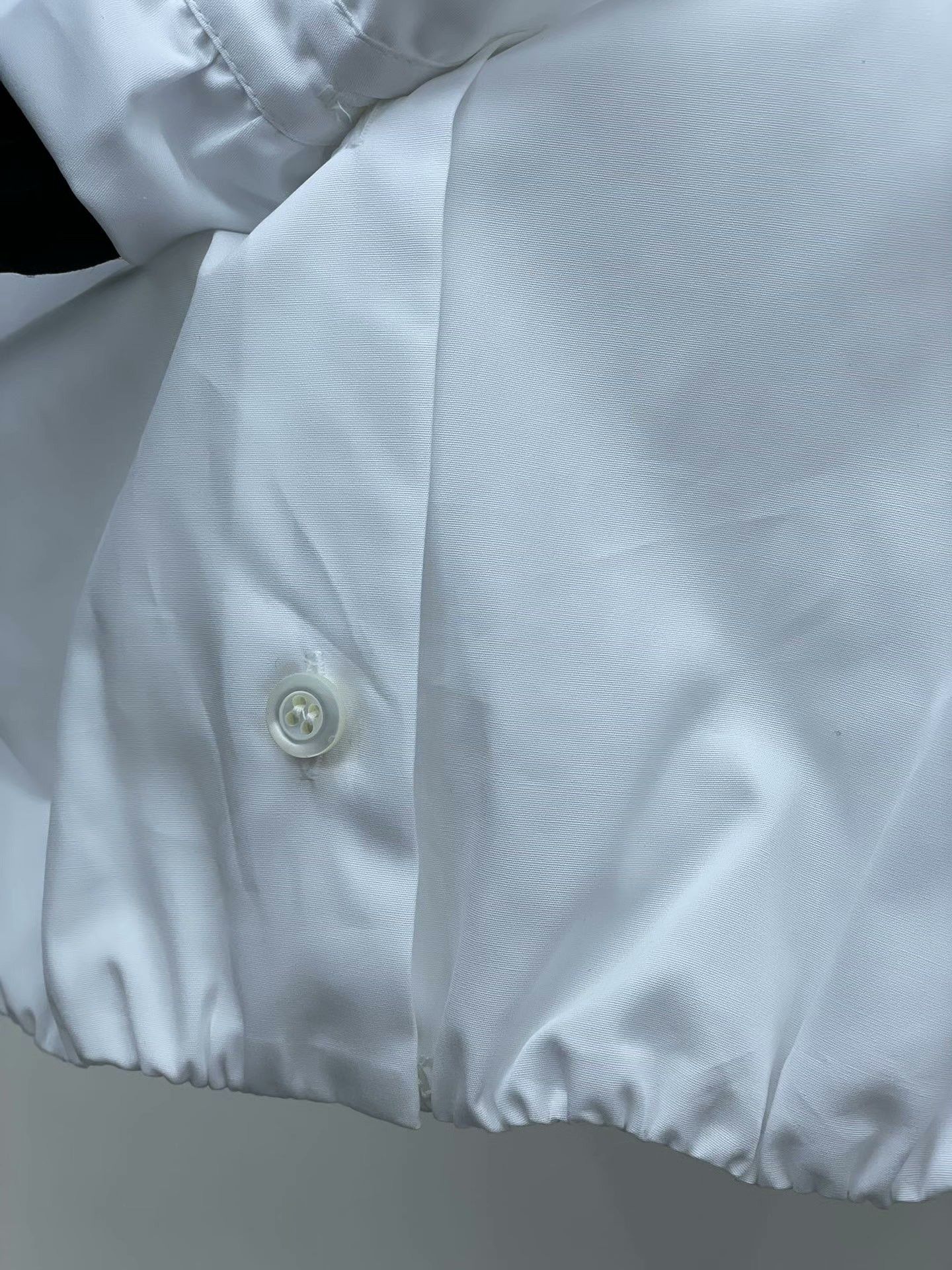 Prada Prada White Pleated Sleeveless Blouse Size XS / US 0-2 / IT 36-38 - 6 Thumbnail
