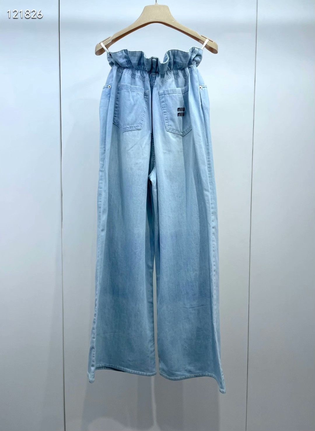 Miu Miu Miu Miu Light Blue Letter Bud Jeans Size 24" / US 00 / IT 34 - 2 Thumbnail