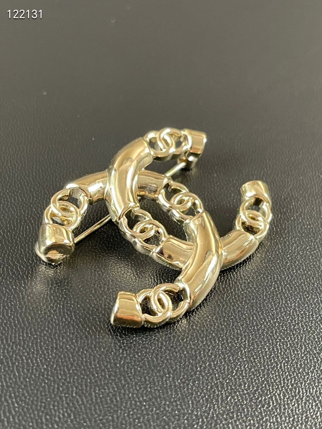 Chanel Chanel Hollow Metal Double C Brooch Size ONE SIZE - 4 Thumbnail