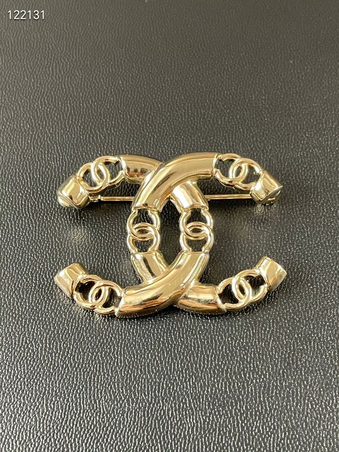 Chanel Chanel Hollow Metal Double C Brooch Size ONE SIZE - 2 Thumbnail