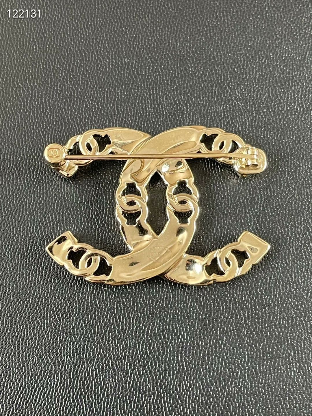 Chanel Chanel Hollow Metal Double C Brooch Size ONE SIZE - 5 Thumbnail
