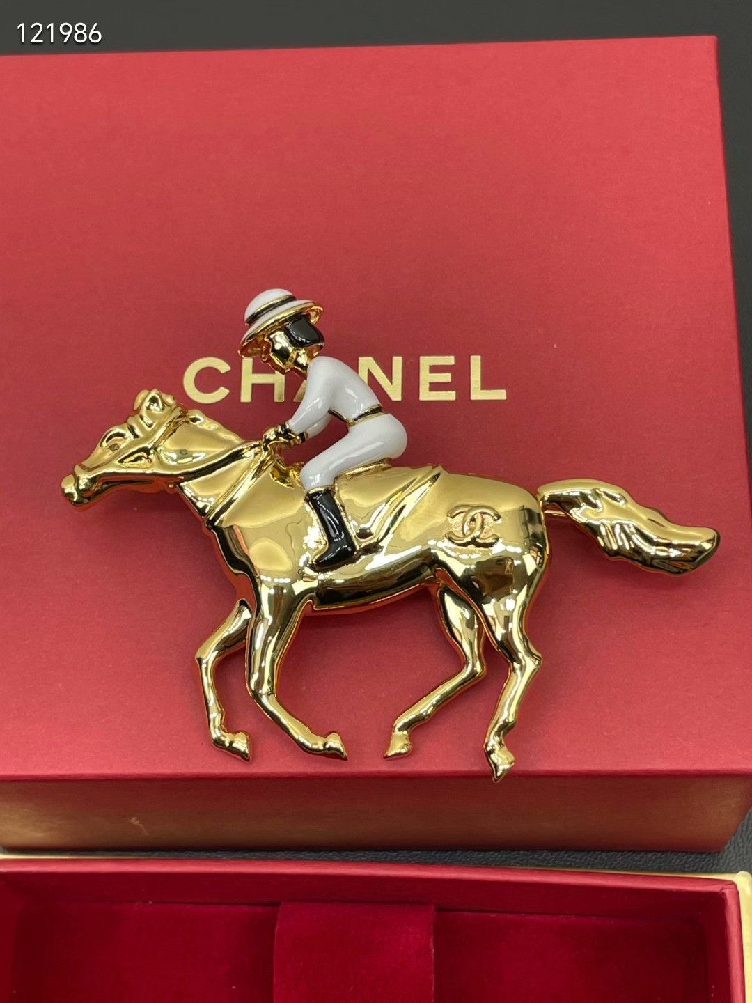 Chanel Chanel 2026 New Year Limited Brooch Size ONE SIZE - 2 Thumbnail