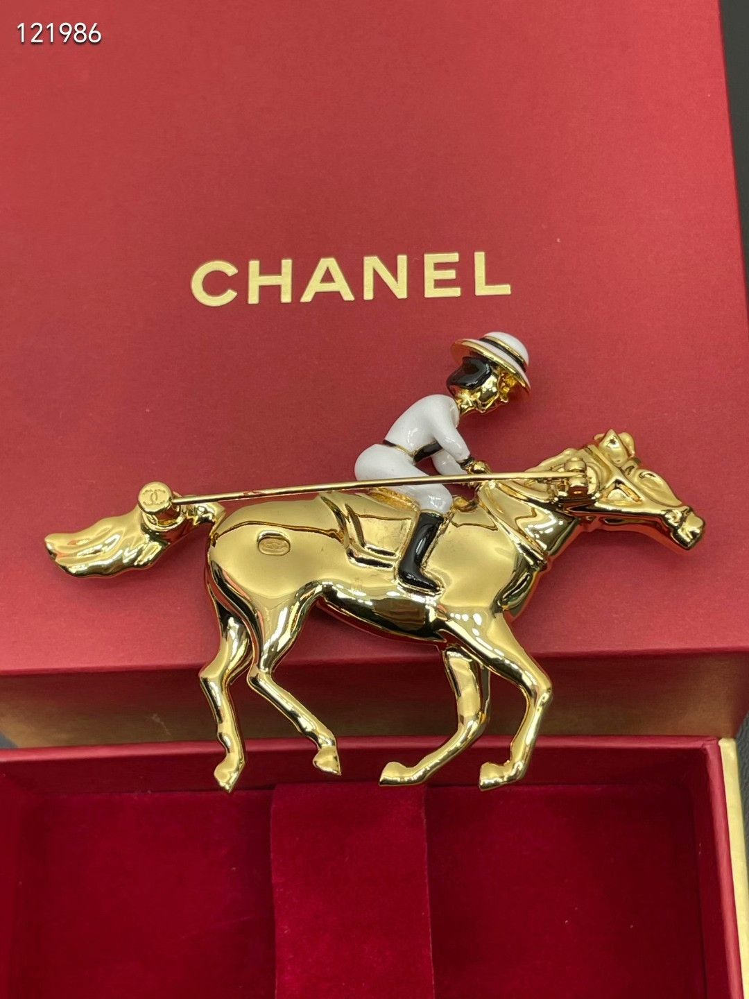 Chanel Chanel 2026 New Year Limited Brooch Size ONE SIZE - 3 Thumbnail
