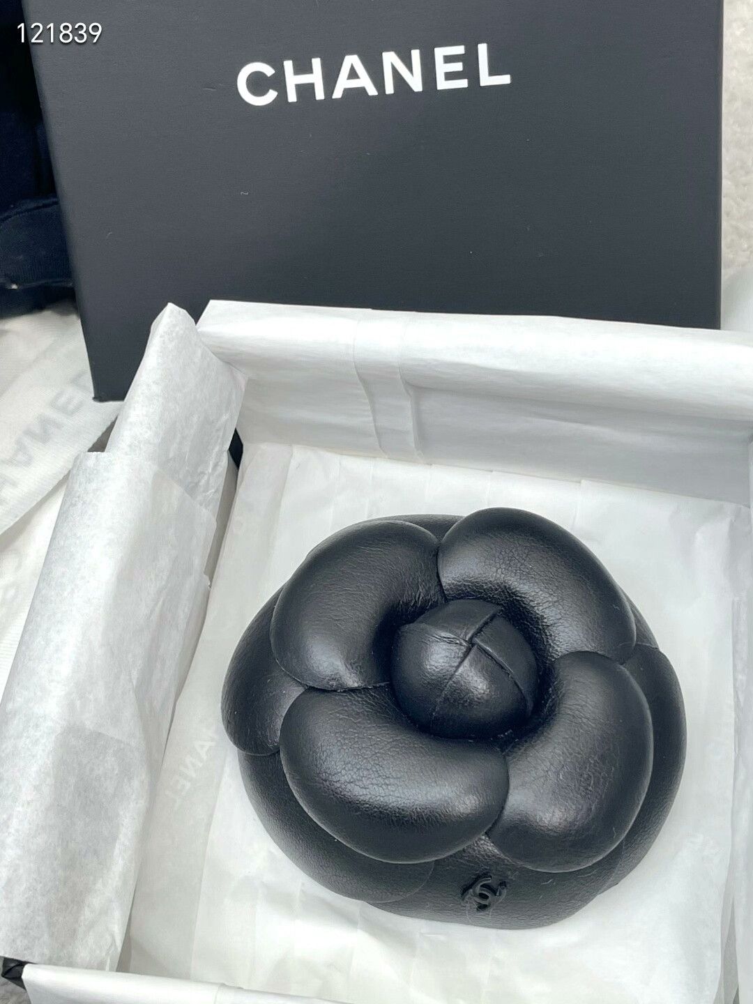 Chanel Chanel 25 Black Camellia Brooch Size ONE SIZE - 3 Thumbnail