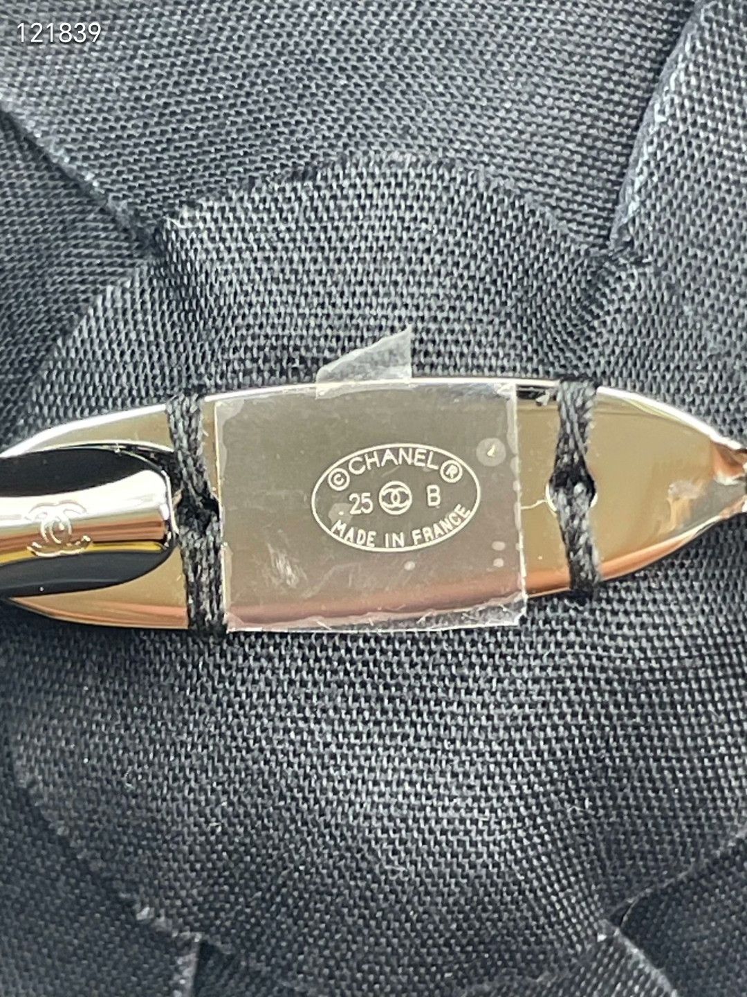 Chanel Chanel 25 Black Camellia Brooch Size ONE SIZE - 7 Thumbnail