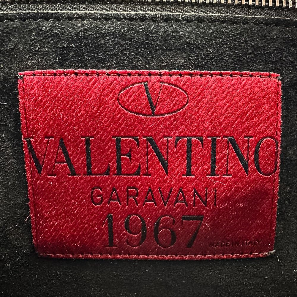 Valentino Valentino Valentino Garavani 1967 Guitar Rolling Rockstuds Tiger Shoulder Bag Leather Shoulder Bag DUTY FREE for USA Size ONE SIZE - 8 Thumbnail