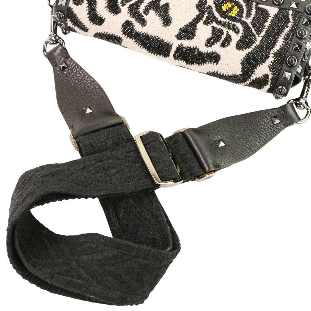 Valentino Valentino Valentino Garavani 1967 Guitar Rolling Rockstuds Tiger Shoulder Bag Leather Shoulder Bag DUTY FREE for USA Size ONE SIZE - 6 Thumbnail